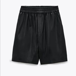 NWT ZARA FAUX LEATHER SHORTS